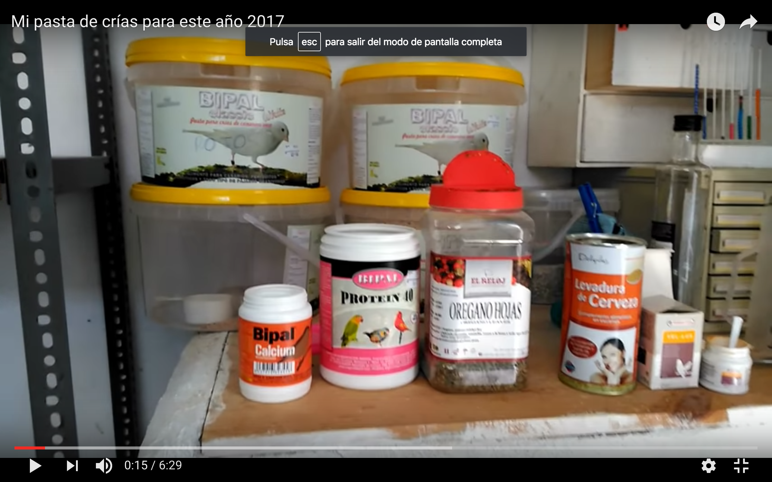 ¿Qué productos para canarios utiliza Luís Ortiz en su aviario?